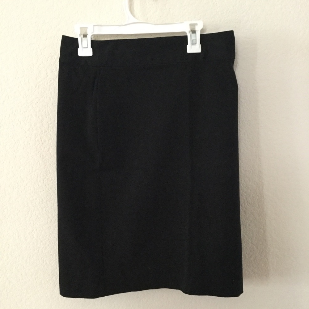 Black stretch pencil skirt with side slit (0)